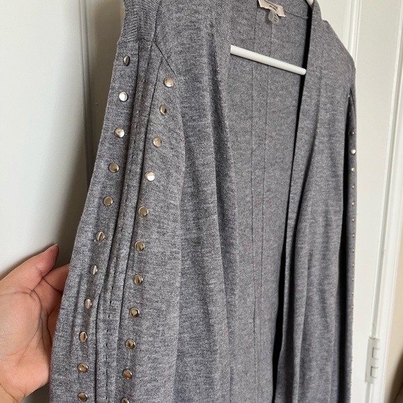 Gray Cardigan | Long Sleeve Open Front Sweater (size M) - Picture 6 of 6